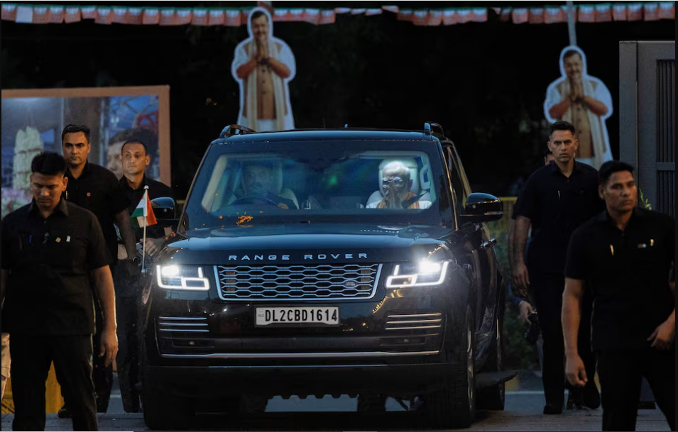 ईंधन बचाने के लिए पीएम मोदी ने घटाया अपने काफिले का आकार, ऊर्जा संकट के बीच लिया बड़ा फैसला